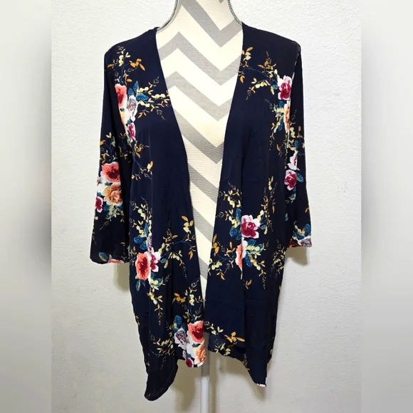 Navy Blue Kimono Duster Coverup with Floral Print Size Medium - Picture 2 of 10
